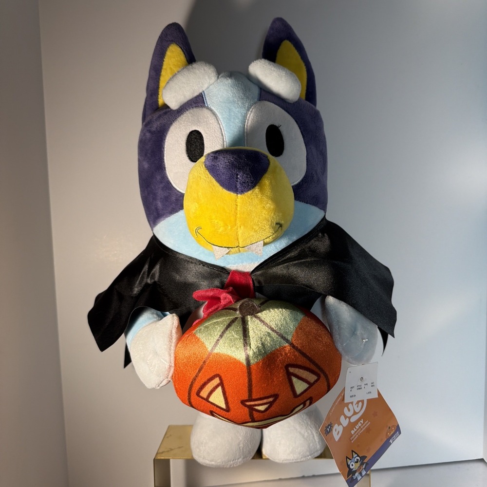 Bluey Plush 18" Jumbo Vampire Pumpkin Halloween Greeter 2024 Halloween Decor NEW